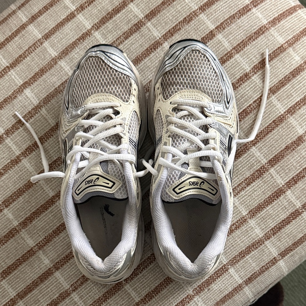 Asics women’s ' White and Silver Sneakers